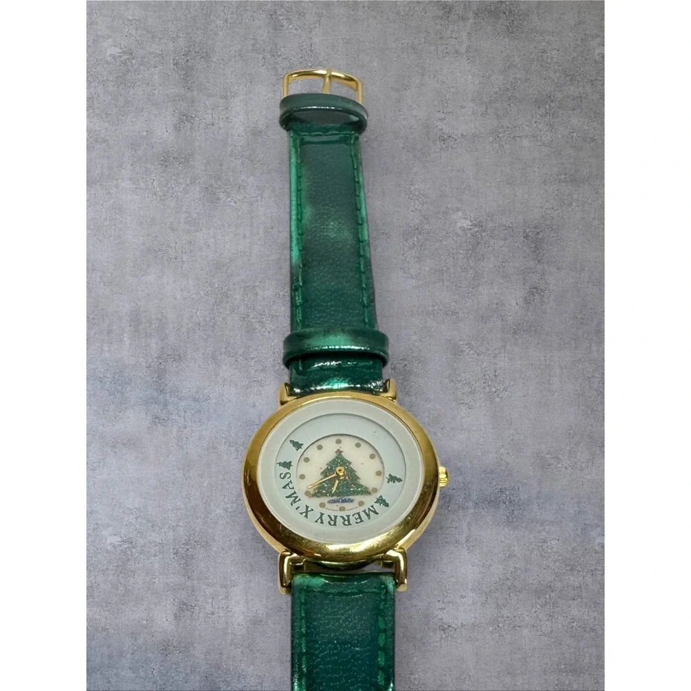Kitch Fun Christmas Tree Watch Green Gold Vintage Rotating Hand